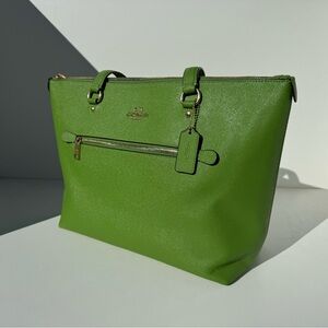 COACH Green Gallery Tote Bag